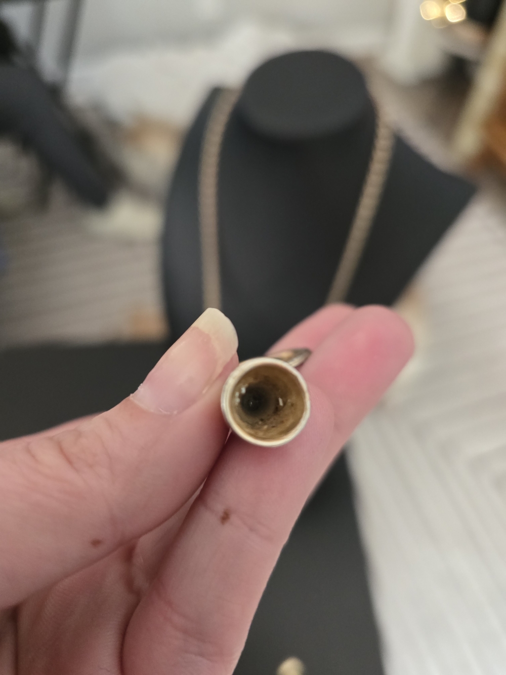 Vintage 1990s Casual Corner abstract scroll pendant necklace - Picture 8 of 11